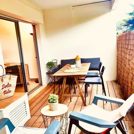 Grand Avec Piscine Et Proche De La Mandelieu