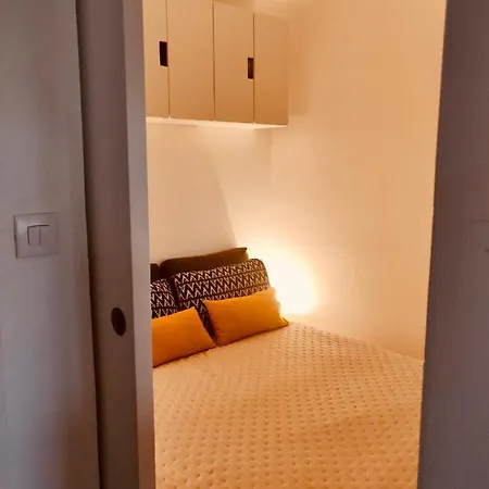 Apartment Grand Avec Piscine Et Proche De La